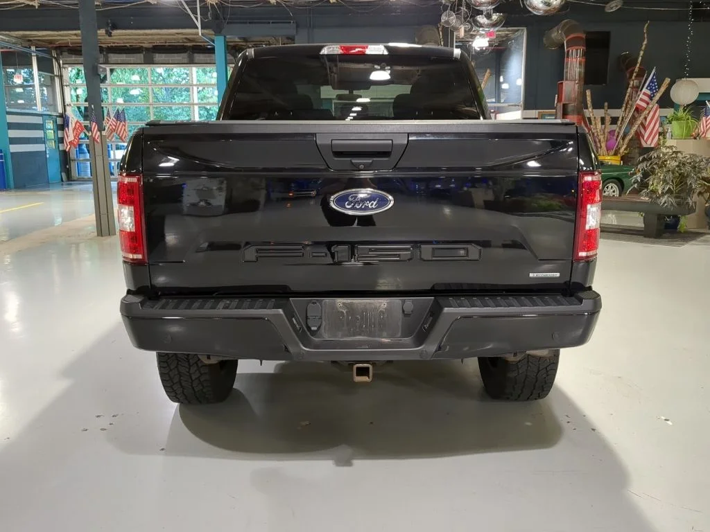 Used 2020 Black Metallic Ford XL image 9