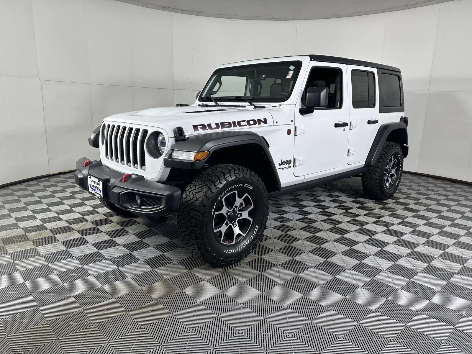 Used 2021 Bright White Clearcoat Jeep Unlimited Rubicon image 14
