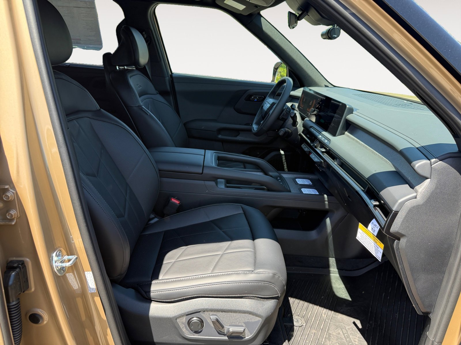 New 2027 Terrain Brown Kia X-Line EX image 19
