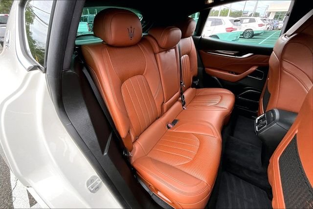 Used 2021  Maserati GranLusso image 22