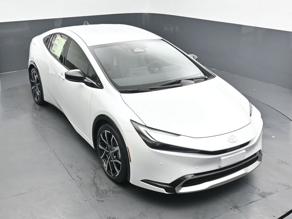 New 2026 Wind Chill Pearl <sup>1</sup> Toyota  XSE image 21