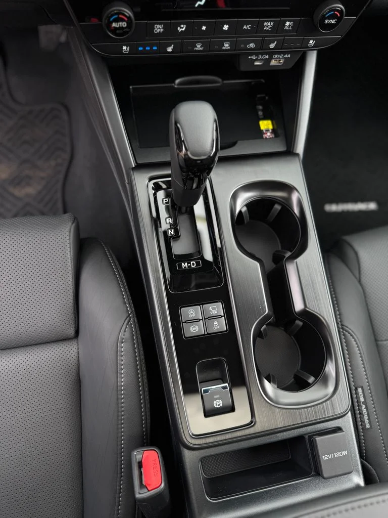 New 2026 ICE SILVER METALLIC Subaru Touring XT image 74