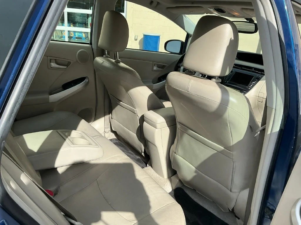 Used 2010 Blue Toyota IV image 33
