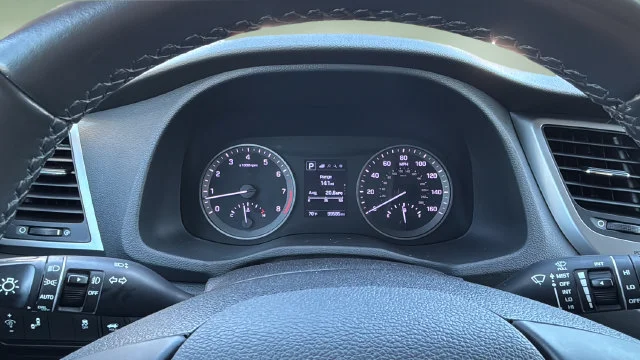 Used 2018 Black Hyundai Value image 15