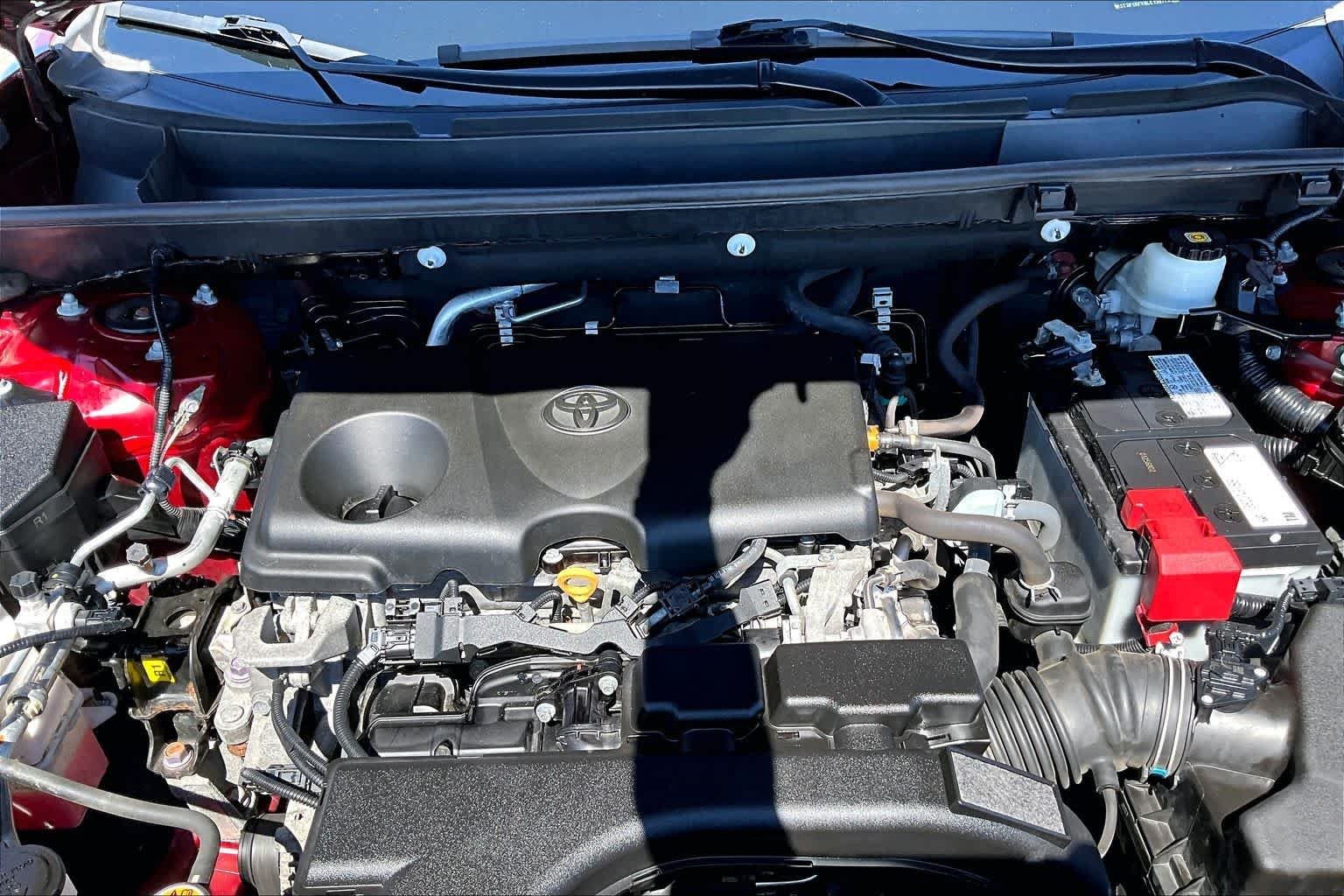 Used 2020 Ruby Flare Pearl Toyota XLE image 29