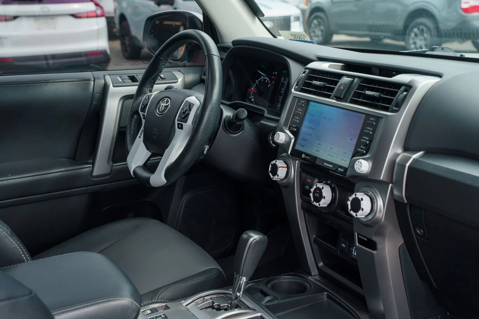 Used 2023 White Toyota SR5 Premium image 11