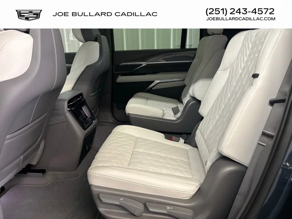 2026 Cadillac Escalade IQL Sport - Photo 13