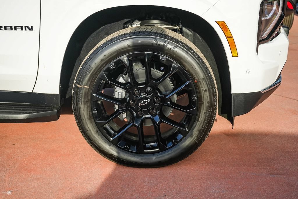 2026 Chevrolet Suburban LS - Photo 11
