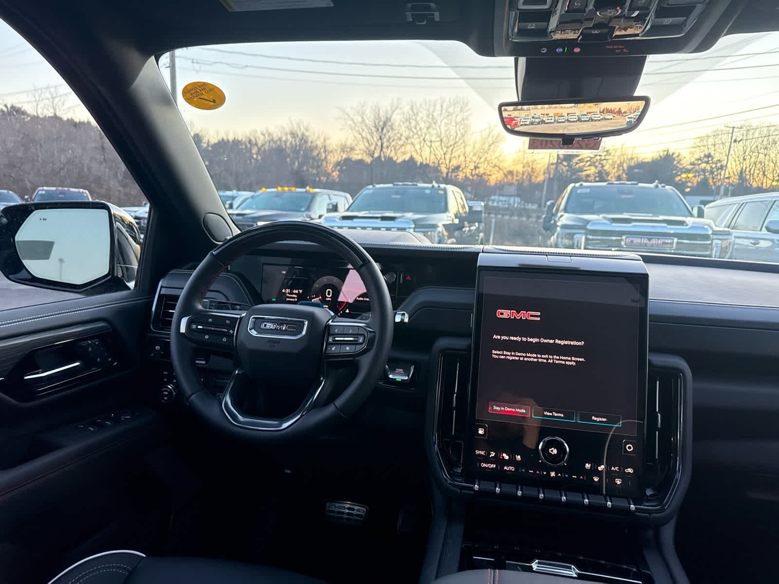 2026 GMC Yukon XL AT4 Ultimate - Photo 16