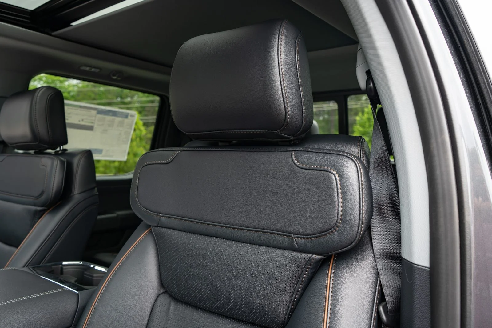 New 2026 Gray Ford Lariat image 30