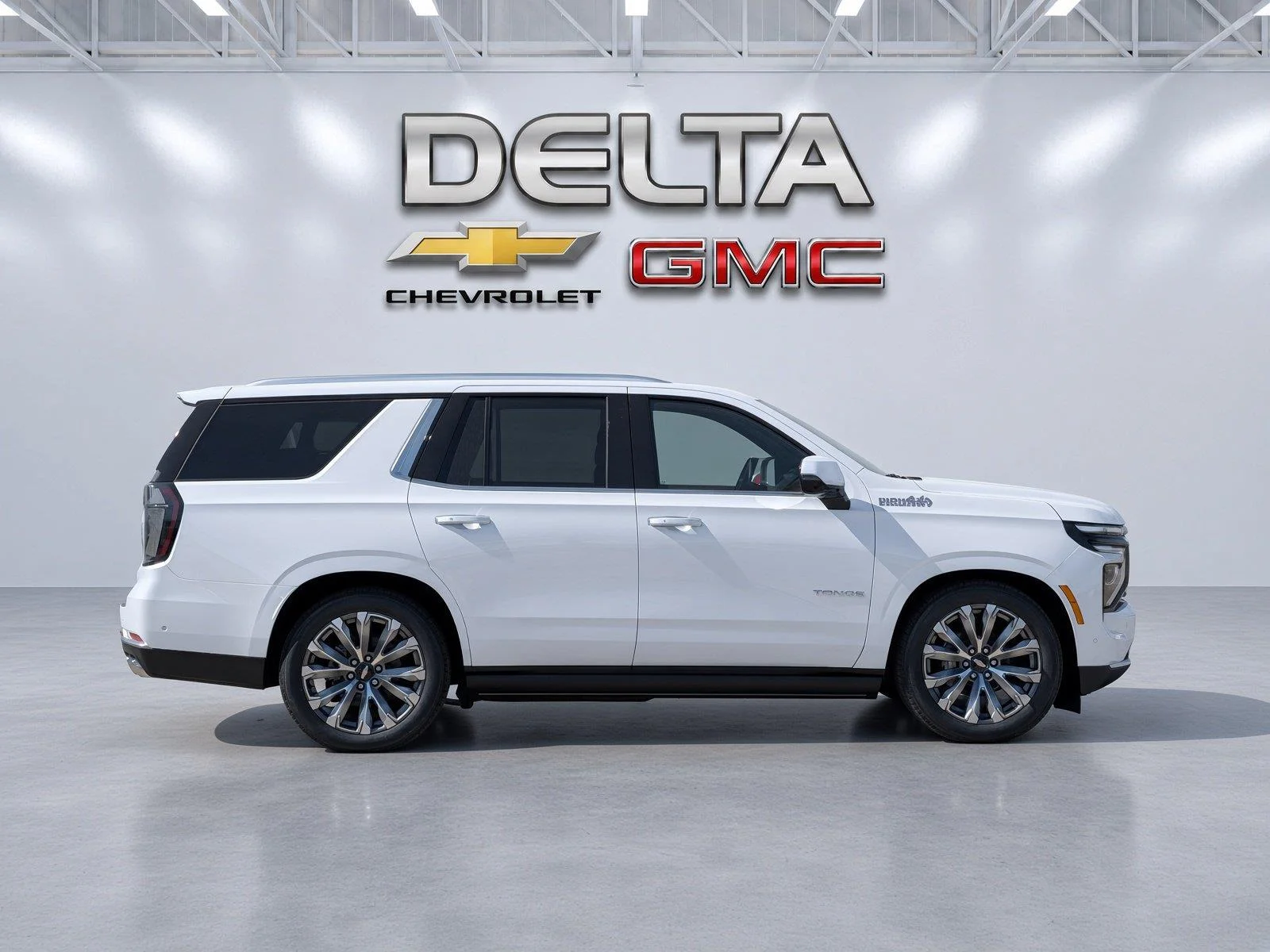 New 2027 Polar White Tricoat Chevrolet High Country image 7