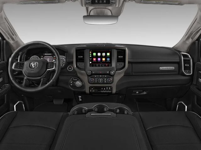 Used 2017 Silver Ram Laramie image 3
