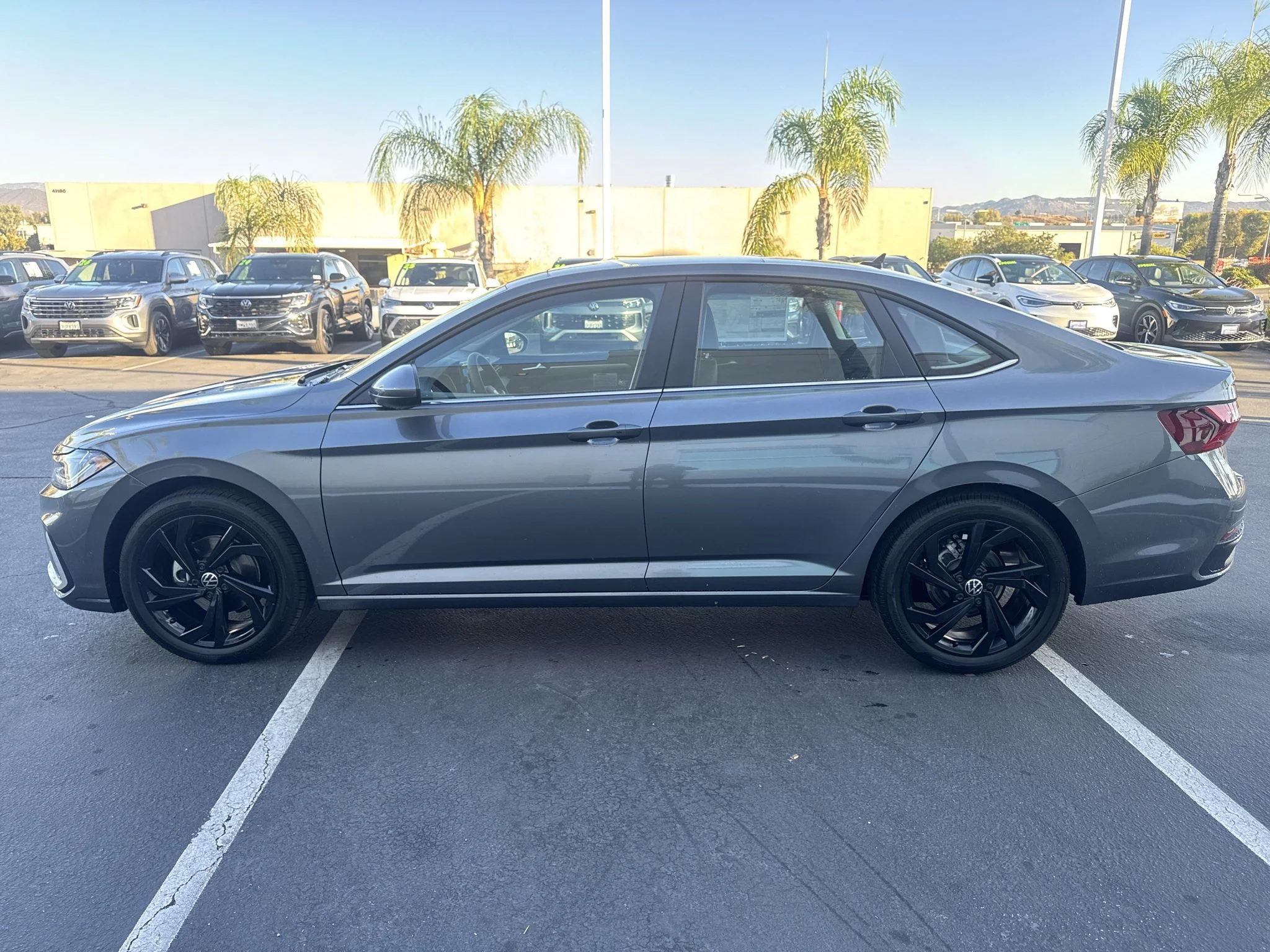 New 2026 Platinum Gray Metallic Volkswagen SE image 5