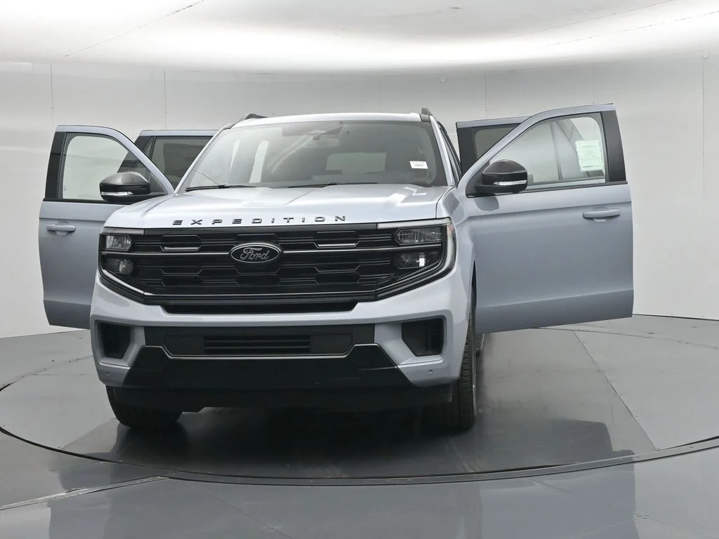 New 2026 Glacier Gray Metallic Tri-Coat Ford Platinum image 34