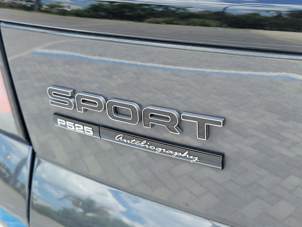 Used 2022 Carpathian Grey Premium Metallic Land Rover Autobiography image 10