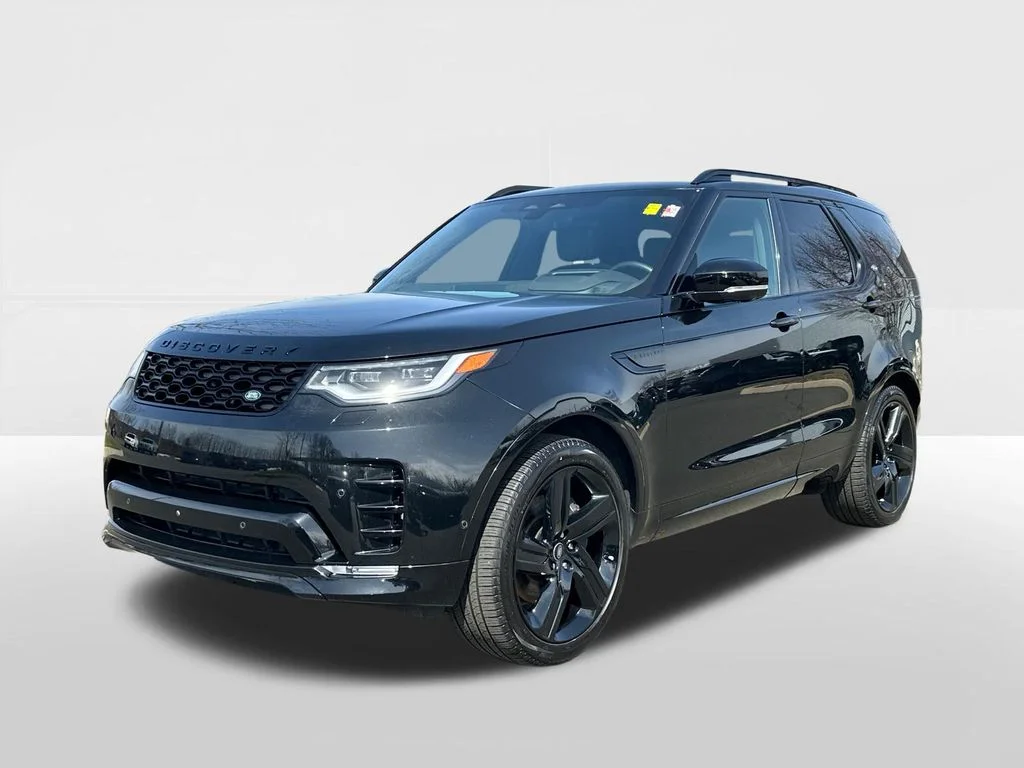2025 Land Rover Discovery P360 Dynamic SE's photo