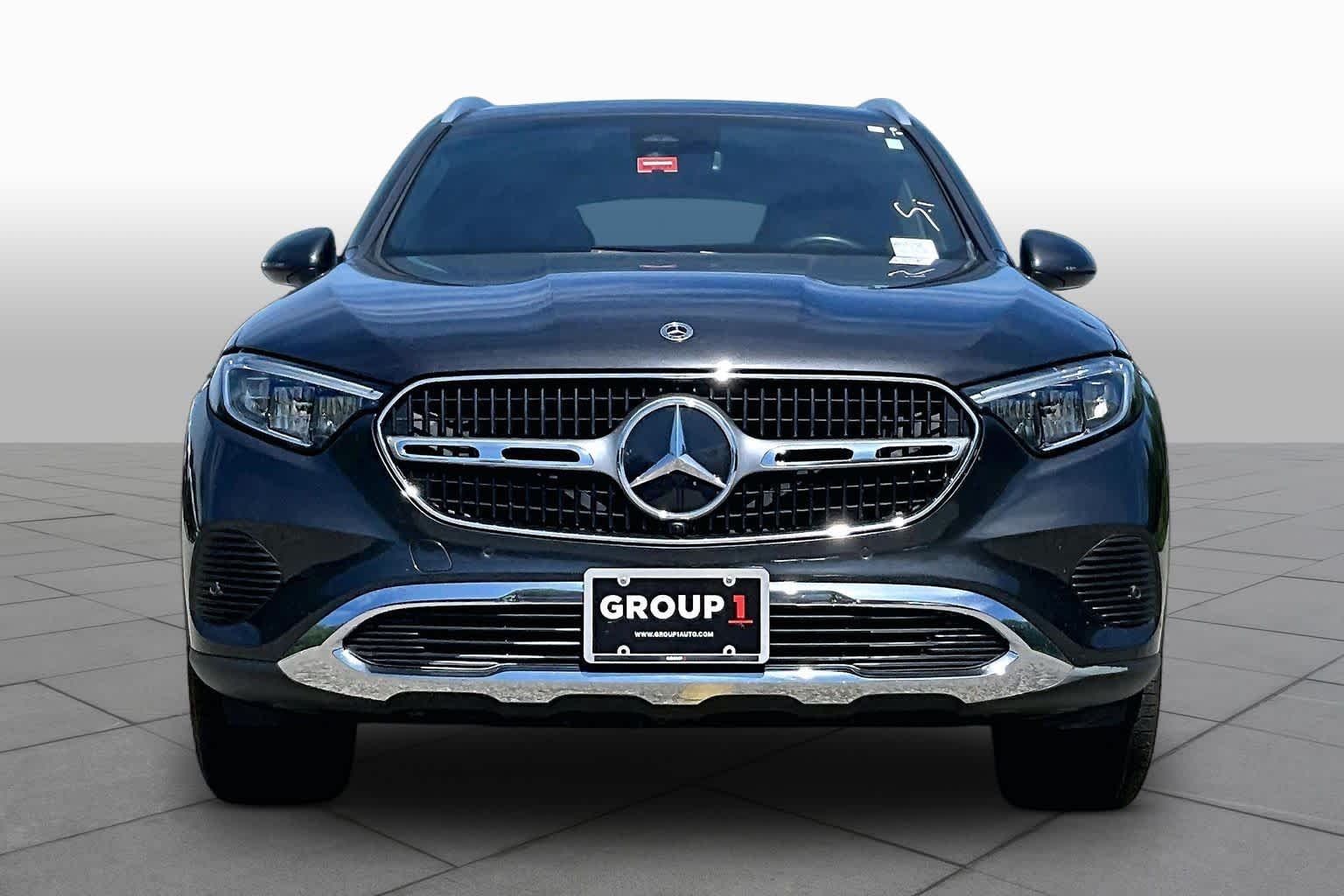 Used 2024 Graphite Grey Metallic Mercedes-Benz GLC 300 image 6