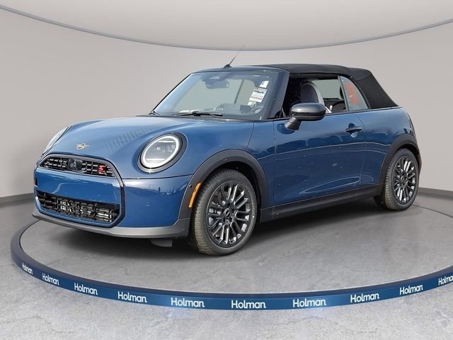 2026 MINI Convertible Cooper S Signature's photo