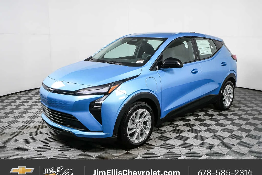 2027 Chevrolet Bolt EV LT Auto's photo