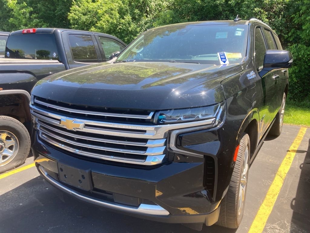 Used 2021 Black Chevrolet High Country image 3