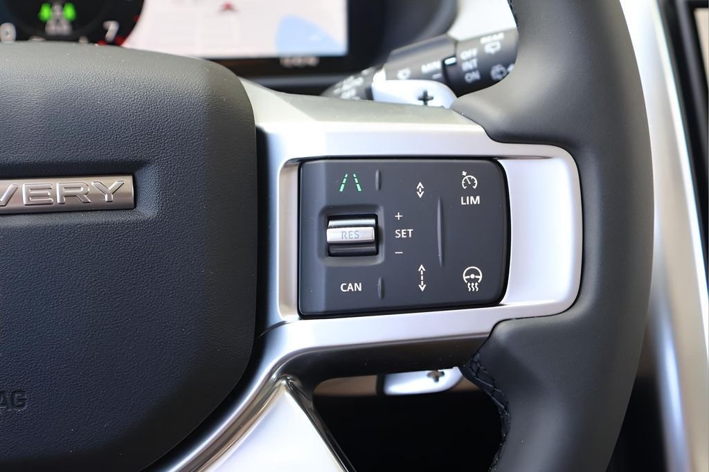 2025 Land Rover Discovery S - Photo 18