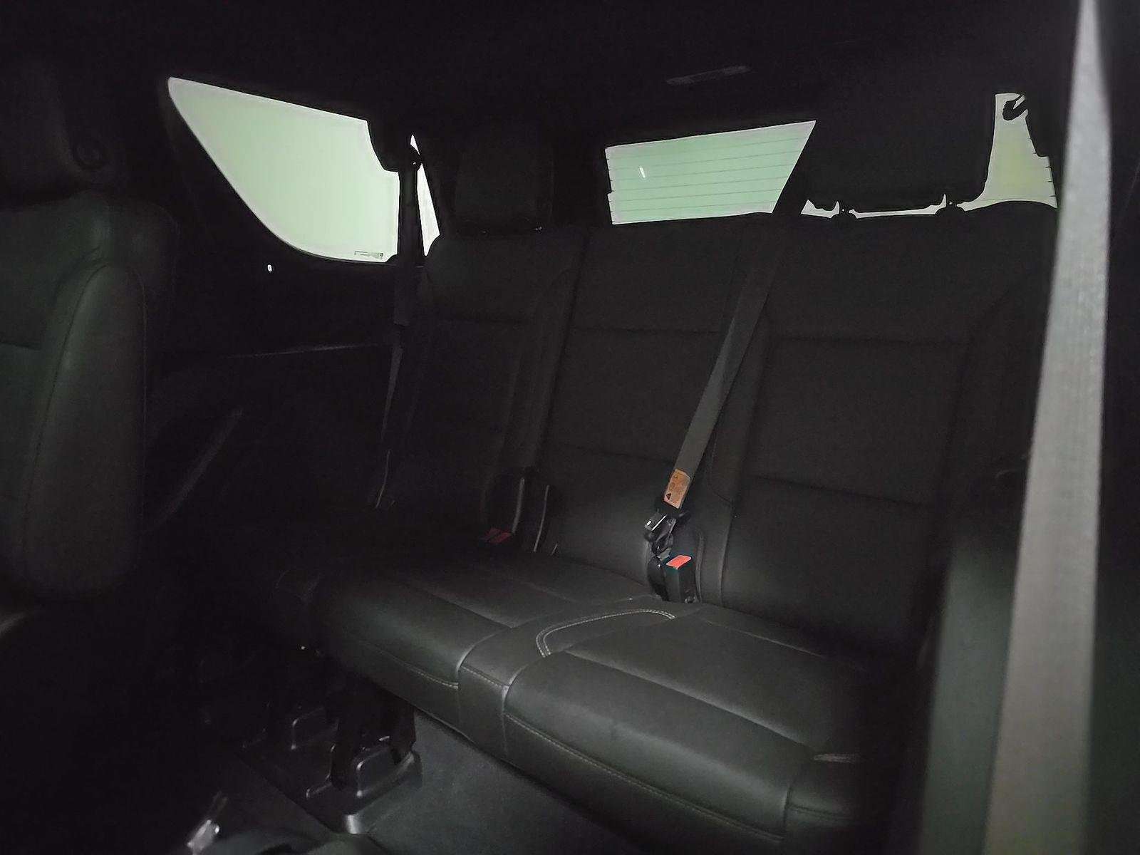 Used 2022 Black Chevrolet Z71 image 12