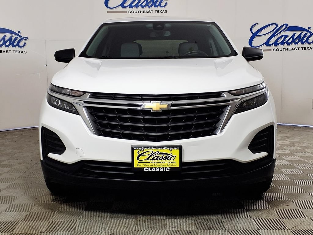 Used 2024 Summit White Chevrolet LS image 3