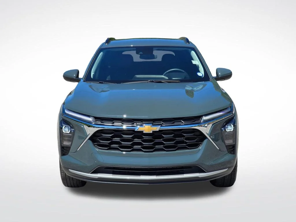 Used 2025 Gray Chevrolet LT image 14