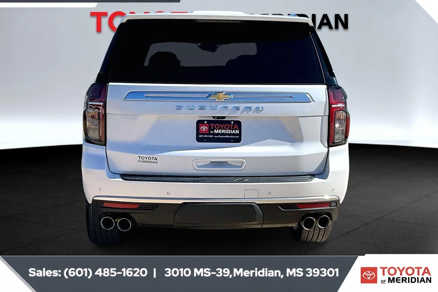 Used 2022 Iridescent Pearl Tricoat Chevrolet High Country image 4