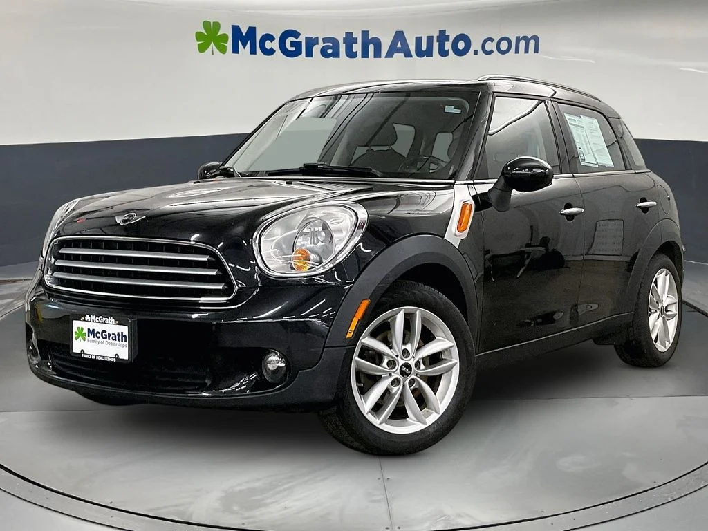 Used 2011 MINI Countryman Countryman with VIN WMWZB3C54BWM29309 for sale in Iowa City, IA