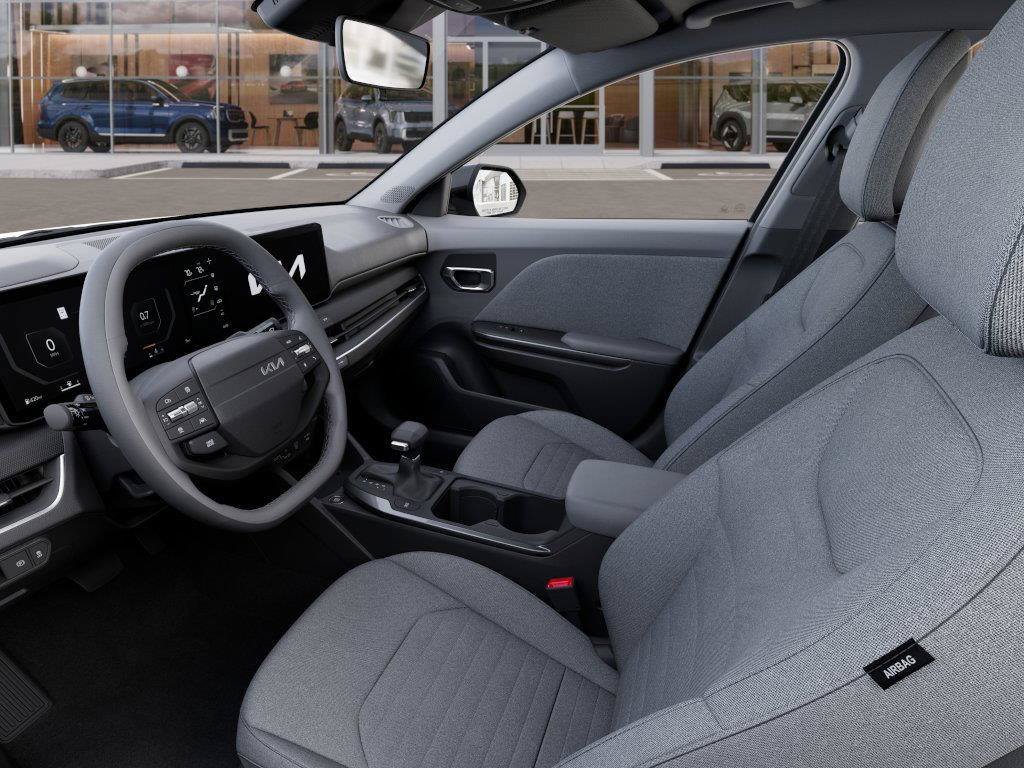 2025 Kia K4 EX - Photo 17