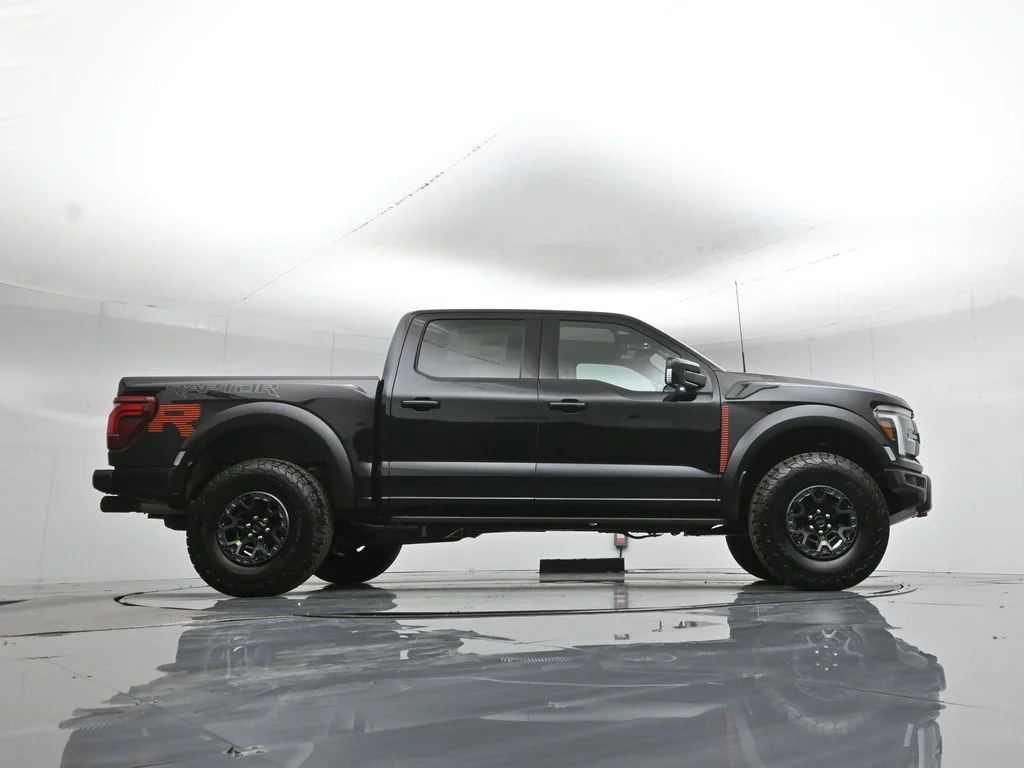 New 2026 Oxford White Ford Raptor image 49