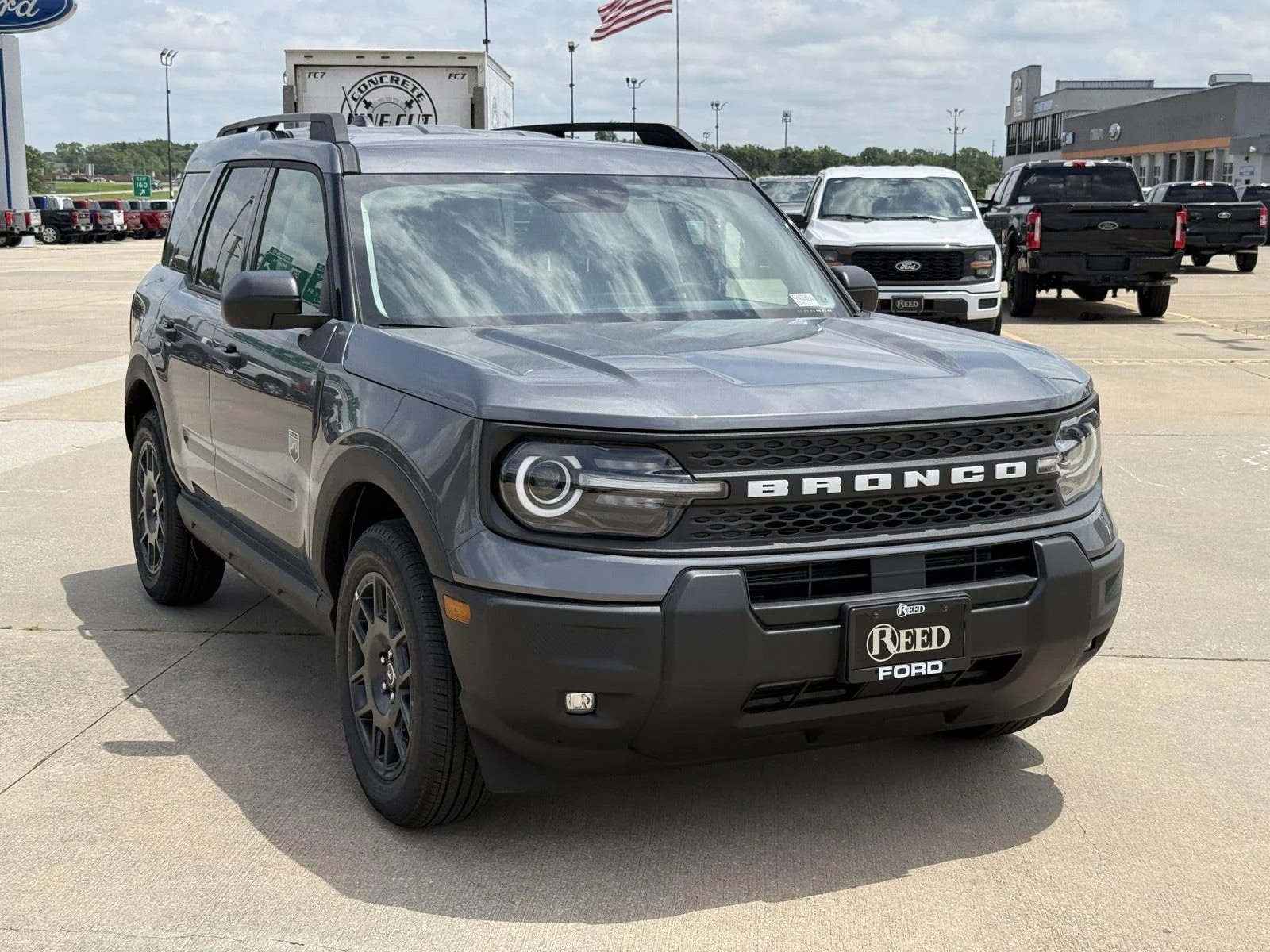 New 2026 Carbonized Gray Metallic Ford Big Bend image 2