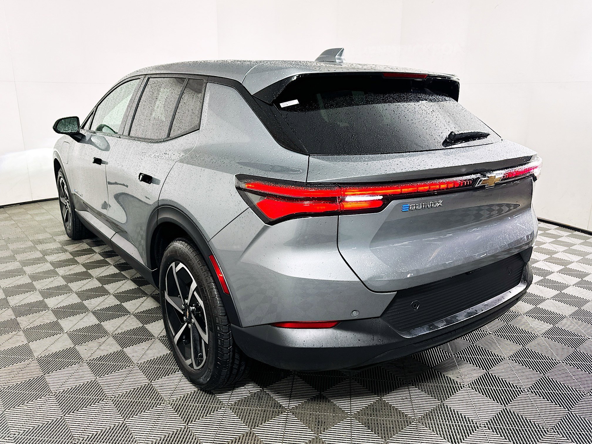 2025 Chevrolet Equinox thumbnail 7