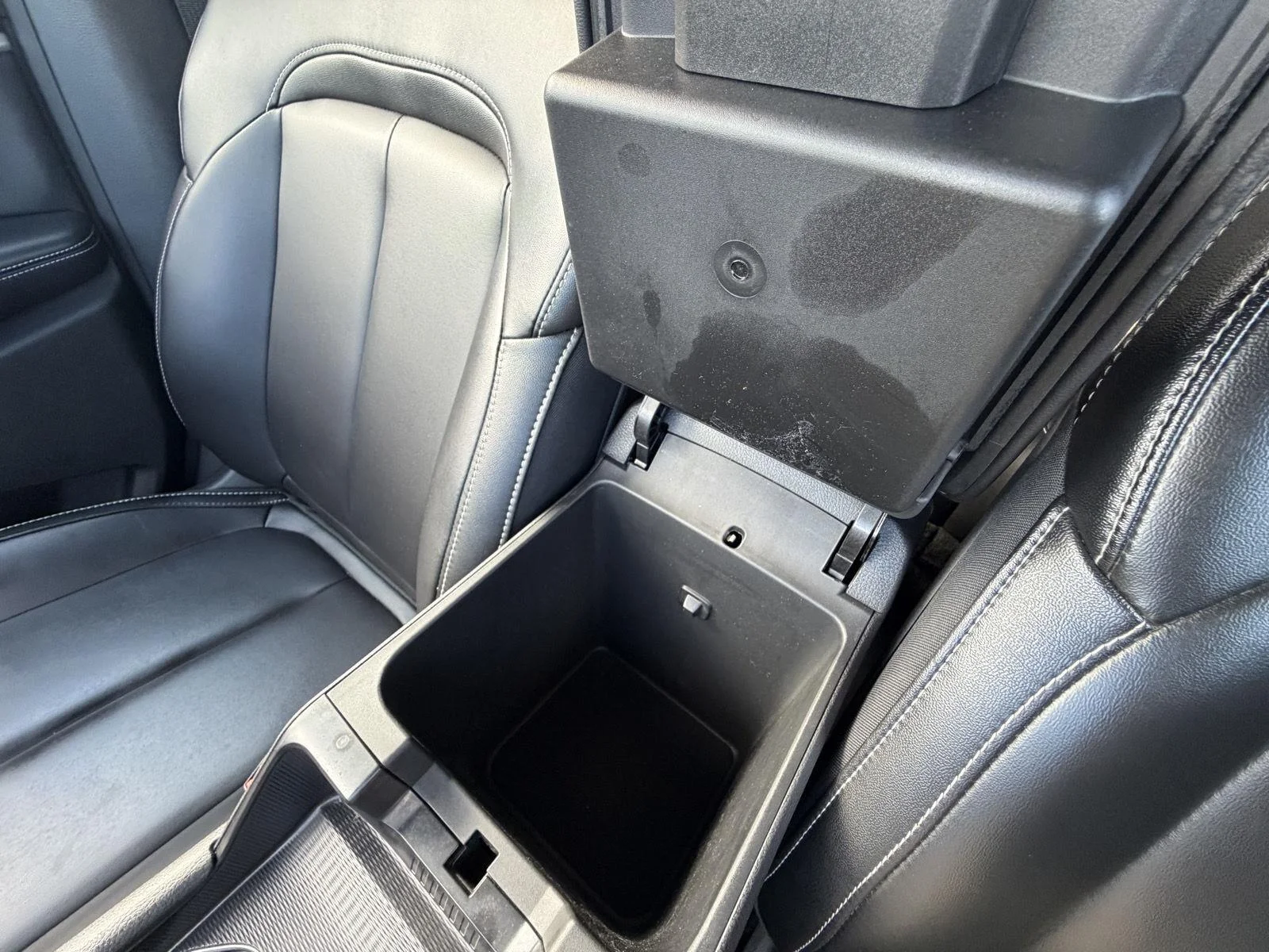 Used 2024 Bright White Clearcoat Jeep Limited image 15