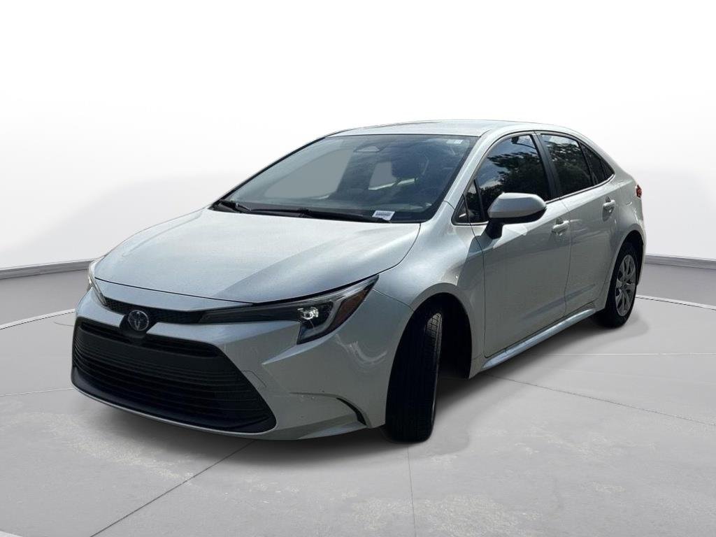 Used 2024 Wind Chill Pearl Toyota Hybrid LE image 2
