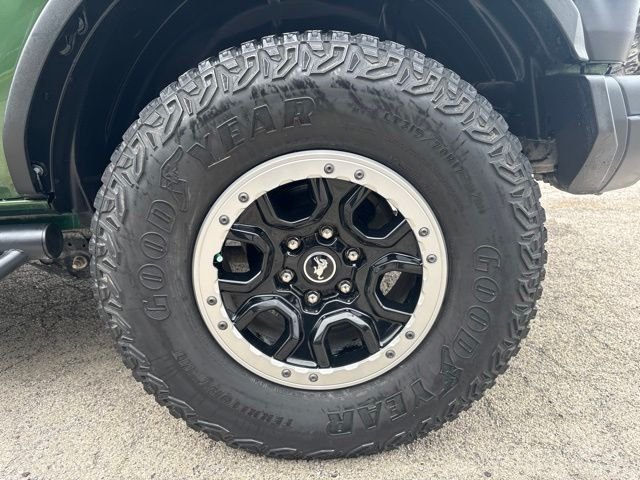 Used 2022 Green Ford Badlands image 10