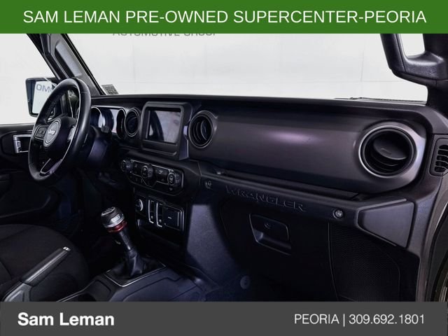 Used 2022 Green Jeep Sport S image 26