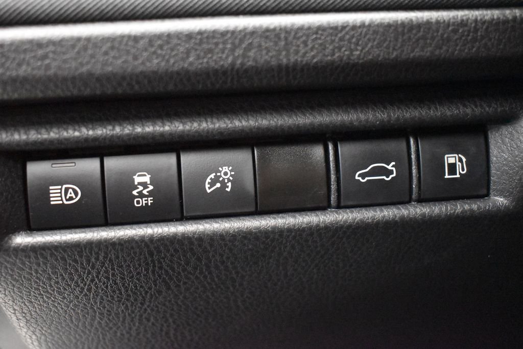 Used 2025 White Toyota LE image 15