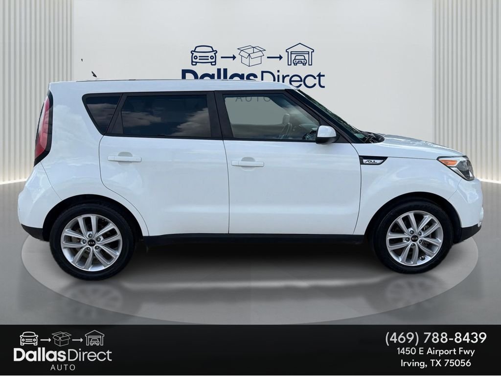Used 2019 Clear White Kia + image 5