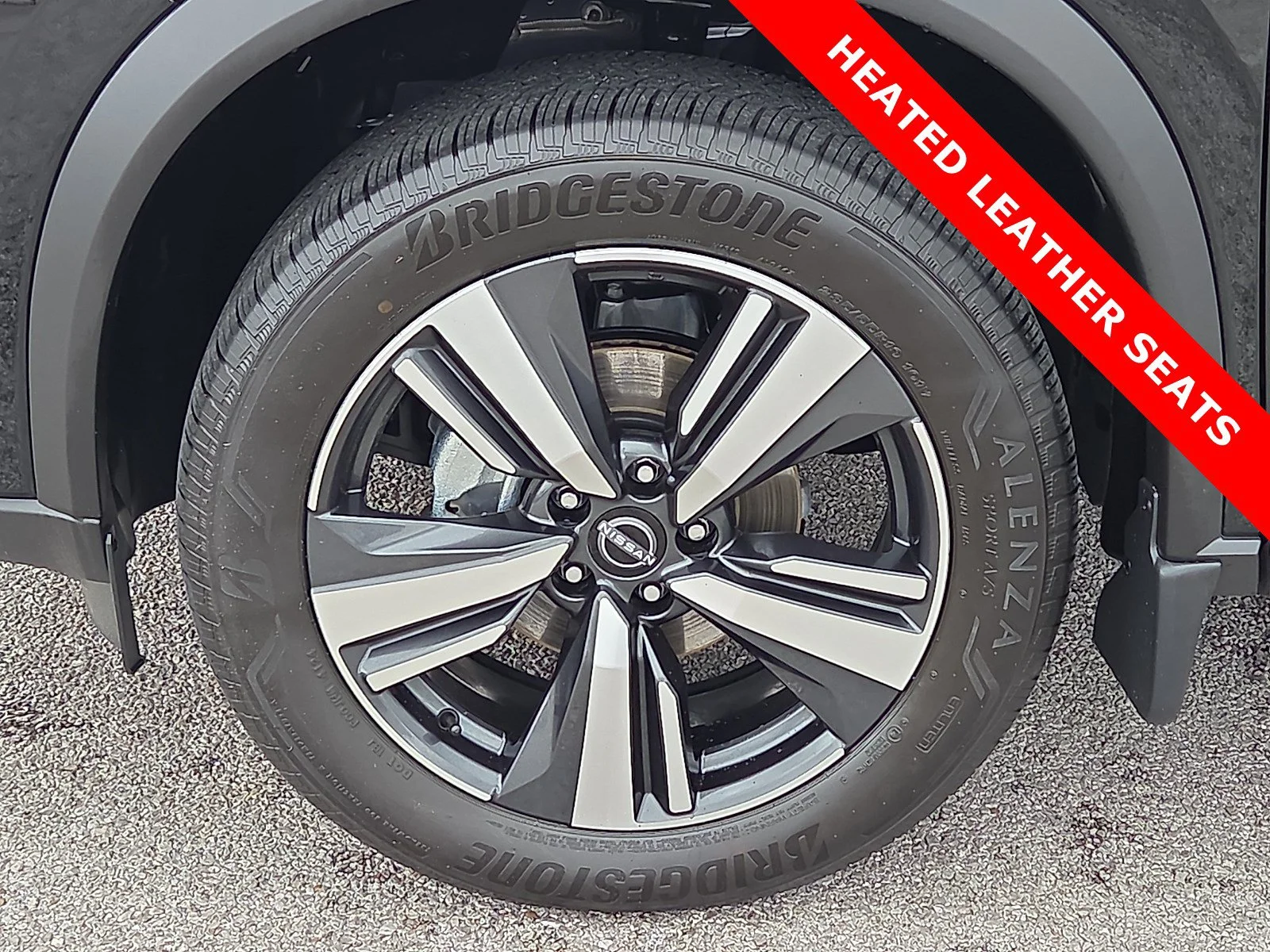 Used 2025 Super Black Nissan SL image 7