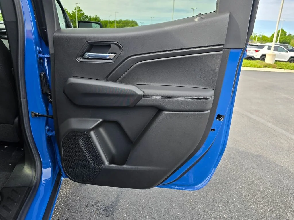 New 2026 Rapids Metallic GMC Elevation image 24