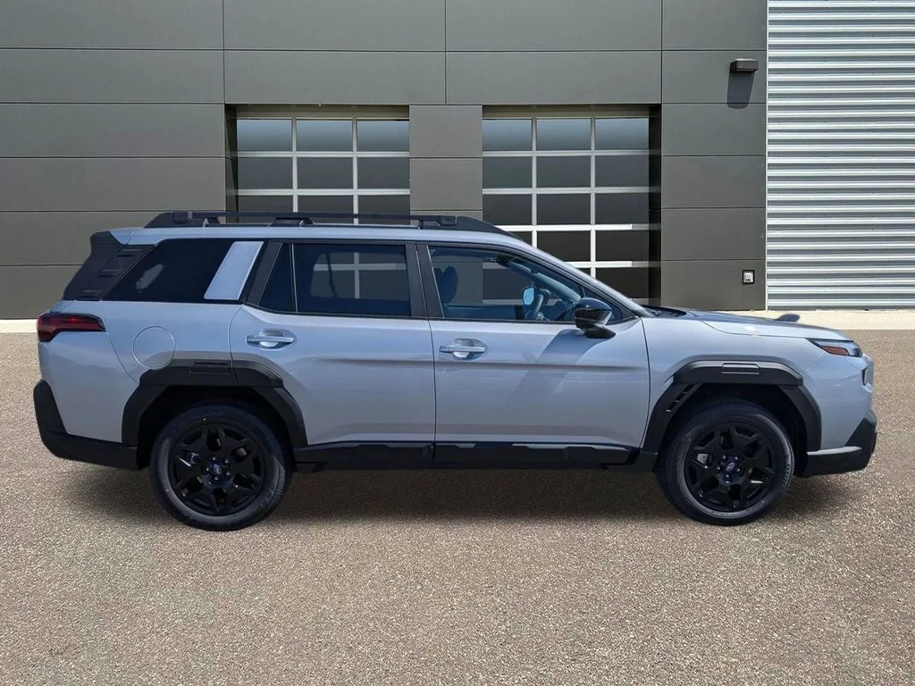 New 2026 ICE SILVER METALLIC Subaru Limited image 4