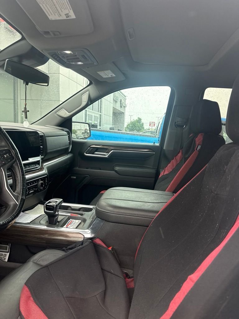 Used 2023 White Chevrolet LT Trail Boss image 6