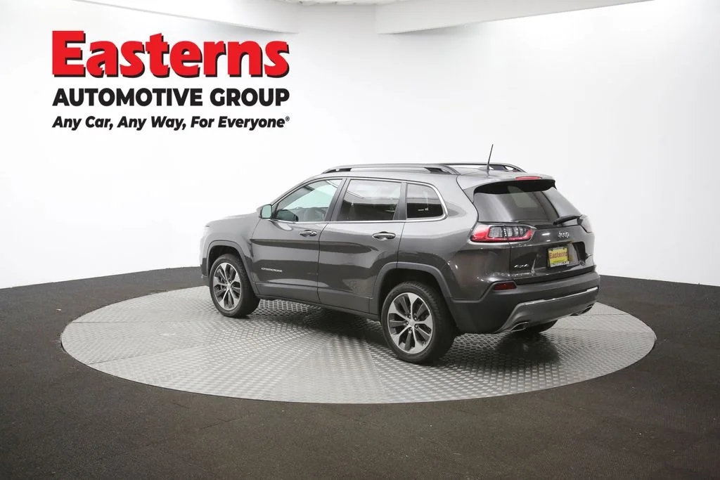 Used 2022 Gray Jeep Limited image 64