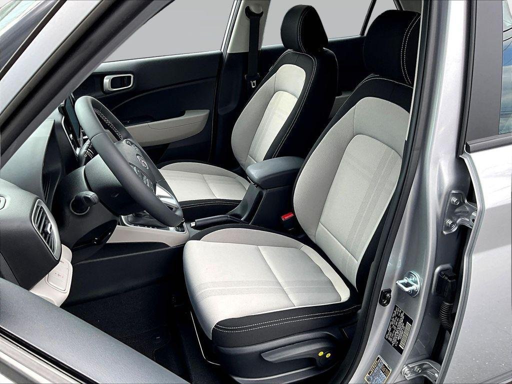 New 2026 Silver Hyundai SEL image 19