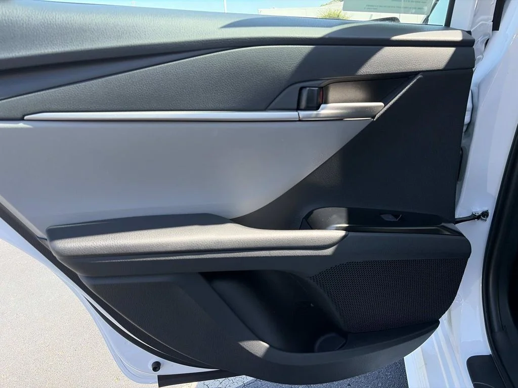 New 2026 Ice Cap Toyota SE image 14