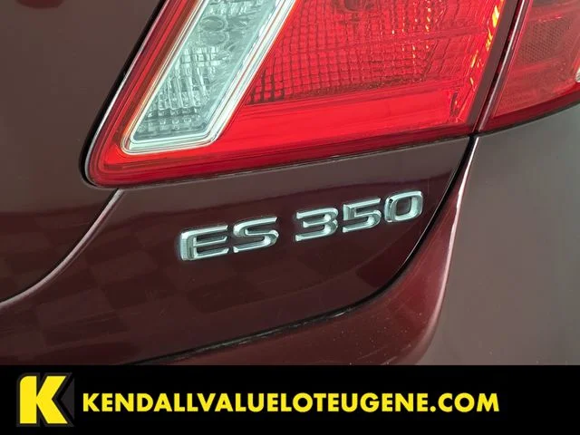 Used 2007 Red Lexus 350 image 11