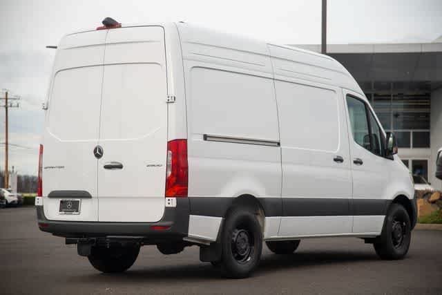 Used 2025 Arctic White Mercedes-Benz  image 11