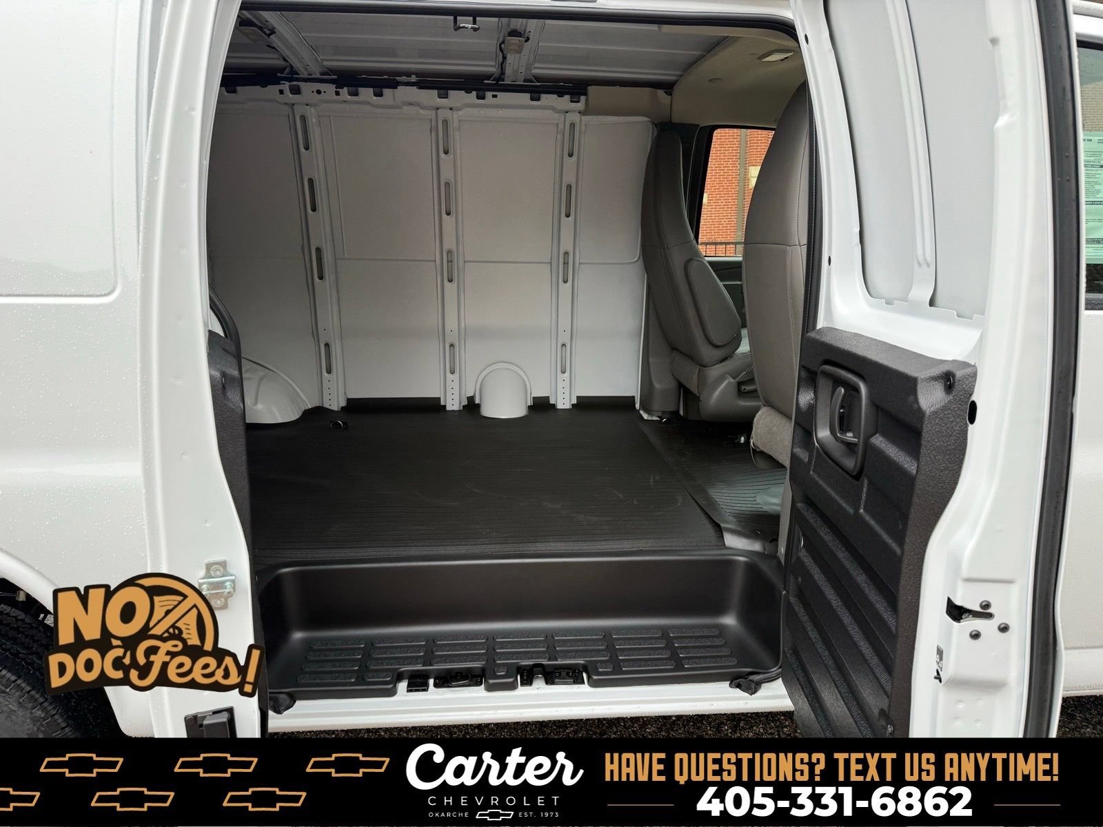 2025 Chevrolet Express Cargo Work Van - Photo 27